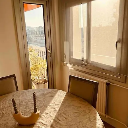 Rent A Modern And Flat Apartamento