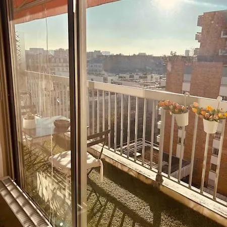 Rent A Modern And Flat