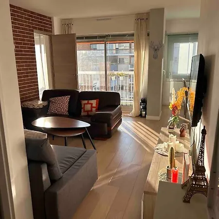 Daire Rent A Modern And Flat Paris